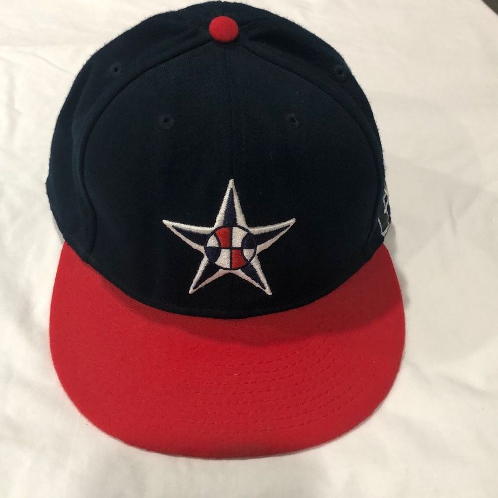 !SOLD! Nike Fitted Cap 7 3/8 Men